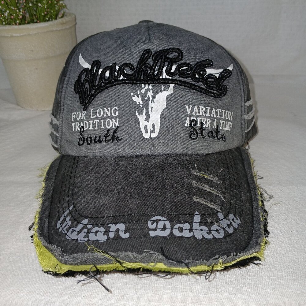 BLACK LABEL DISTRESSED INDIAN DAKOTA HAT, BASEBALL CAP.  BLACK, NWOT